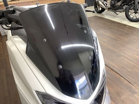 ヤマハ NMAX NMAX スポーツスクーターとしての存在感と走りを具現化させた1台!距離も浅めでこれから長 17
