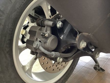ヤマハ NMAX NMAX スポーツスクーターとしての存在感と走りを具現化させた1台!距離も浅めでこれから長 38