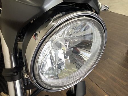 スズキ SV650 SV650 トレリスフレームの綺麗な造形とVツインのトルク感が特徴のミドルクラスネイキッド 19