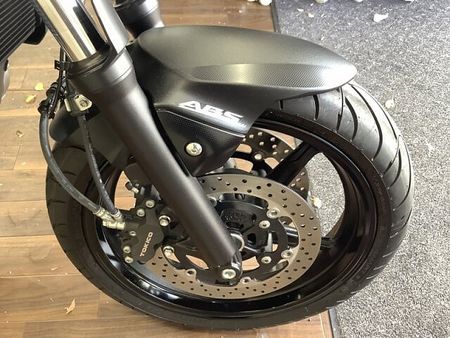 スズキ SV650 SV650 トレリスフレームの綺麗な造形とVツインのトルク感が特徴のミドルクラスネイキッド 21