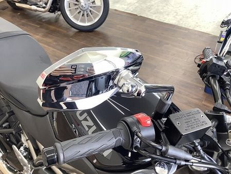 スズキ SV650 SV650 トレリスフレームの綺麗な造形とVツインのトルク感が特徴のミドルクラスネイキッド 24