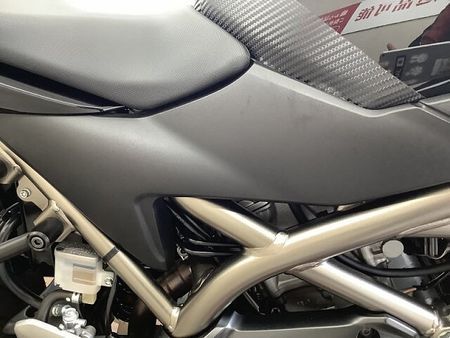 スズキ SV650 SV650 トレリスフレームの綺麗な造形とVツインのトルク感が特徴のミドルクラスネイキッド 29