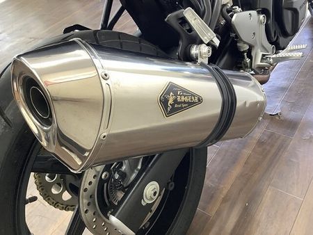 スズキ SV650 SV650 トレリスフレームの綺麗な造形とVツインのトルク感が特徴のミドルクラスネイキッド 6