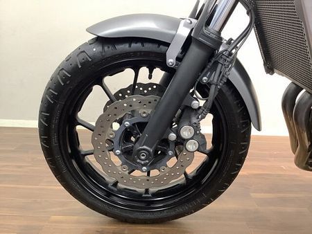 ヤマハ XSR700 【マル得】★XSR700★ ネオクラシカルの美しい造形にハイパワーエンジンを積んだミドルク 11