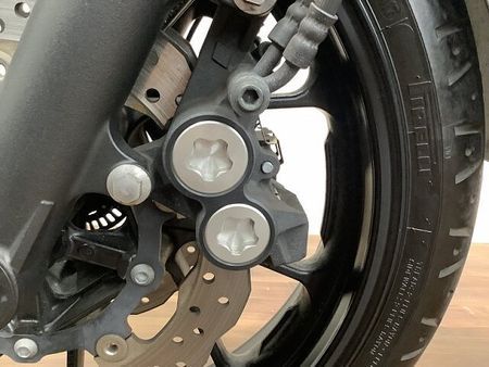 ヤマハ XSR700 【マル得】★XSR700★ ネオクラシカルの美しい造形にハイパワーエンジンを積んだミドルク 12