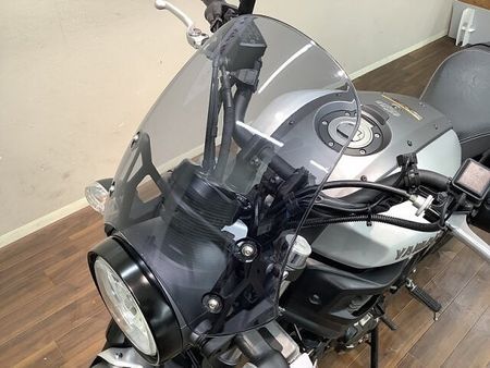 ヤマハ XSR700 【マル得】★XSR700★ ネオクラシカルの美しい造形にハイパワーエンジンを積んだミドルク 19