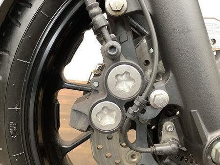ヤマハ XSR700 【マル得】★XSR700★ ネオクラシカルの美しい造形にハイパワーエンジンを積んだミドルク 40