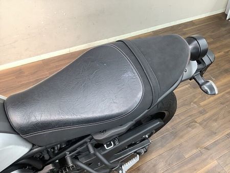 ヤマハ XSR700 【マル得】★XSR700★ ネオクラシカルの美しい造形にハイパワーエンジンを積んだミドルク 5