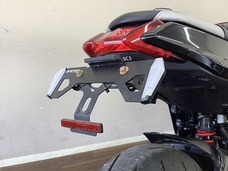 スズキ GSX1000S カタナ (刀) KATANA1000 名の通りの切れ味ある走りは今も顕在!かつての名車のリバイバルモデル! 26