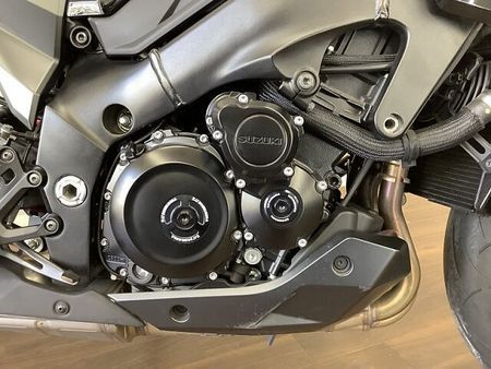 スズキ GSX1000S カタナ (刀) KATANA1000 名の通りの切れ味ある走りは今も顕在!かつての名車のリバイバルモデル! 6