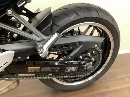 カワサキ Z900RS Z900RS 形こそ往年の名車ながらABS・ETC等現代の装備を充実させたクラフトマンシッ 39