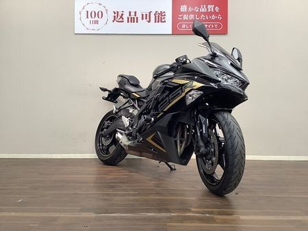 カワサキ ZX-25R 【マル得】ニンジャZX-25R SE シャープさ際立つガンメタリックカラーが特徴の2022 2