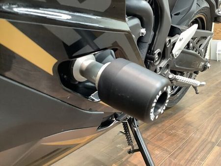 カワサキ ZX-25R 【マル得】ニンジャZX-25R SE シャープさ際立つガンメタリックカラーが特徴の2022 27
