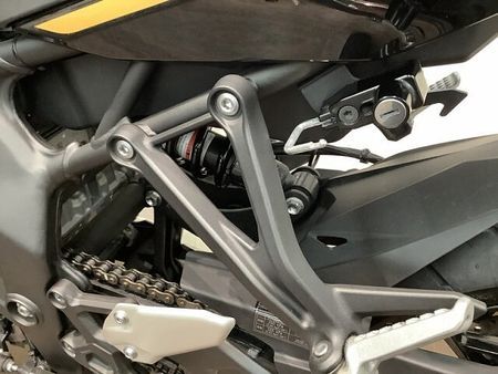カワサキ ZX-25R 【マル得】ニンジャZX-25R SE シャープさ際立つガンメタリックカラーが特徴の2022 39