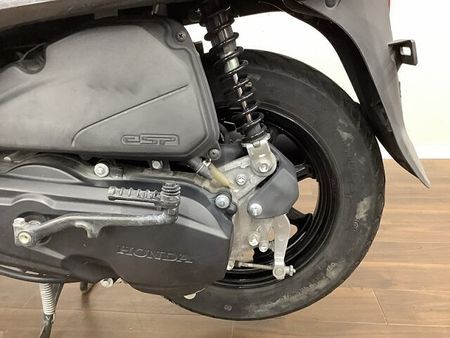 ホンダ ジョルノ ジョルノ 大き目のヘッドライトと低めのシート高設計で乗り易さ満点!レトロで可愛いデザインで 37