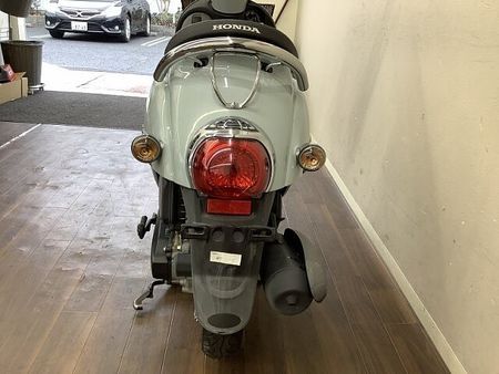 ホンダ ジョルノ ジョルノ 大き目のヘッドライトと低めのシート高設計で乗り易さ満点!レトロで可愛いデザインで 9