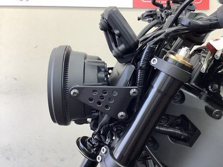 ヤマハ XSR900 XSR900 大型バイクの迫力も兼ね備えたネオレトロの皮を被った狼!安心の赤キー付属! 19