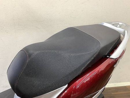 ホンダ リード125 リード125 ゆとりのある走りとキリっとしたデザインが特徴の快速スクーター 8