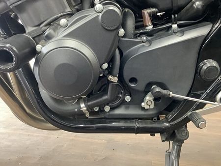 ホンダ CB400スーパーフォア 【マル得】CB400スーパーフォア ネイキッドらしいシンプルで美しい造形とブイテックの心の 28