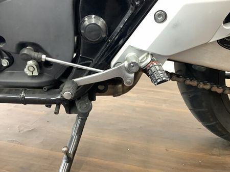 ホンダ CB400スーパーフォア 【マル得】CB400スーパーフォア ネイキッドらしいシンプルで美しい造形とブイテックの心の 31