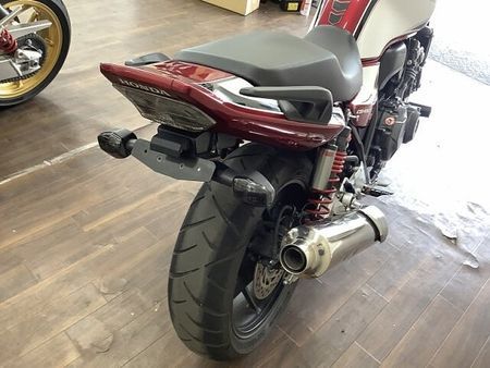 ホンダ CB400スーパーフォア 【マル得】CB400スーパーフォア ネイキッドらしいシンプルで美しい造形とブイテックの心の 37