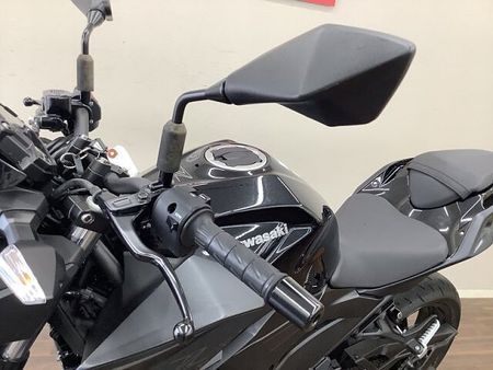 カワサキ Z400 Z400 ”Sugomi"を具現化させた力強い造形とパワーを秘めた中型ネイキッド!エンジン 20