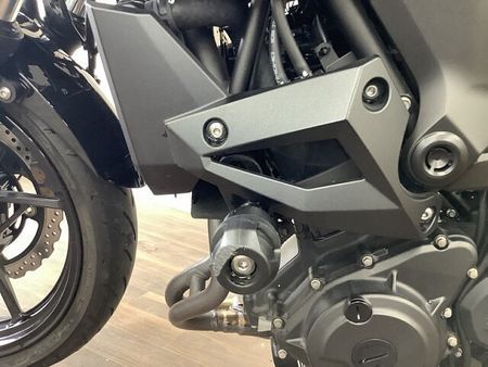 カワサキ Z400 Z400 ”Sugomi"を具現化させた力強い造形とパワーを秘めた中型ネイキッド!エンジン 22