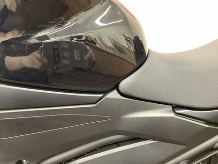カワサキ Z400 Z400 ”Sugomi"を具現化させた力強い造形とパワーを秘めた中型ネイキッド!エンジン 26