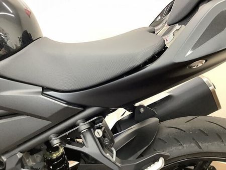 カワサキ Z400 Z400 ”Sugomi"を具現化させた力強い造形とパワーを秘めた中型ネイキッド!エンジン 29
