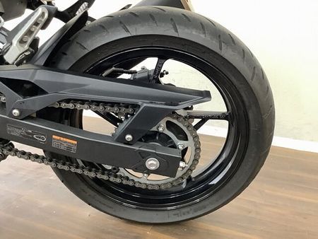 カワサキ Z400 Z400 ”Sugomi"を具現化させた力強い造形とパワーを秘めた中型ネイキッド!エンジン 33