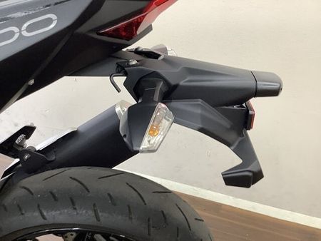 カワサキ Z400 Z400 ”Sugomi"を具現化させた力強い造形とパワーを秘めた中型ネイキッド!エンジン 34