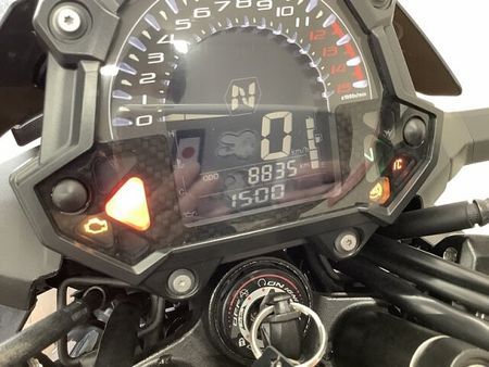 カワサキ Z400 Z400 ”Sugomi"を具現化させた力強い造形とパワーを秘めた中型ネイキッド!エンジン 4