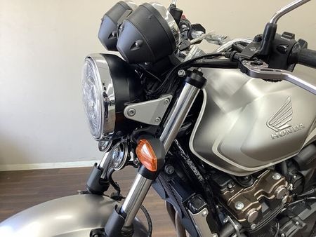 ホンダ CB400スーパーフォア CB400スーパーフォア ブラウンゴールドのリムとマットシルバーのコントラスト美しい202 17