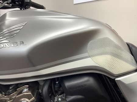 ホンダ CB400スーパーフォア CB400スーパーフォア ブラウンゴールドのリムとマットシルバーのコントラスト美しい202 25