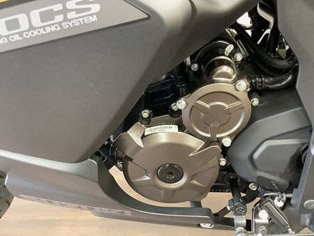 スズキ ジクサー SF250 【マル得】ジクサー250SF 軽量な車体とトルクフルなエンジンは日常使いに特におススメ!フ 31