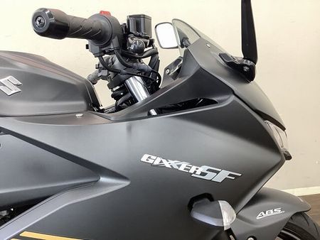 スズキ ジクサー SF250 【マル得】ジクサー250SF 軽量な車体とトルクフルなエンジンは日常使いに特におススメ!フ 5