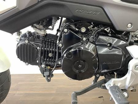 ホンダ グロム グロム コンパクトでスポーティーな走りが特長のミニバイク!四角目が特徴のJC75型!!! 31