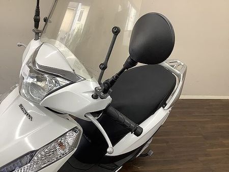 ホンダ リード125 リード125 流麗なボディと広々メットインで実用性が高い1台!走行時に有ってうれしい大型ス 15