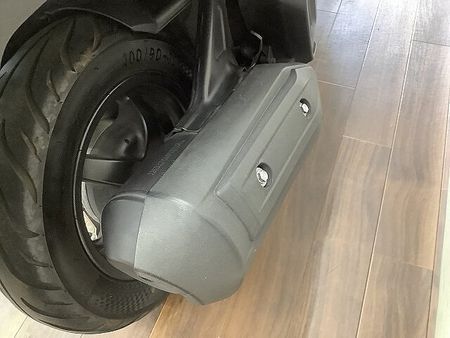 ホンダ リード125 リード125 流麗なボディと広々メットインで実用性が高い1台!走行時に有ってうれしい大型ス 7