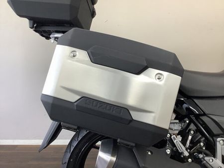スズキ Vストローム250 V-ストローム250ABS ゆとりのあるライディングポジションと安定感ある走りが人気の秘訣 21