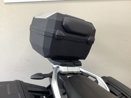 スズキ Vストローム250 V-ストローム250ABS ゆとりのあるライディングポジションと安定感ある走りが人気の秘訣 40