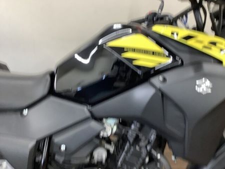 スズキ Vストローム250 V-ストローム250ABS ゆとりのあるライディングポジションと安定感ある走りが人気の秘訣 6