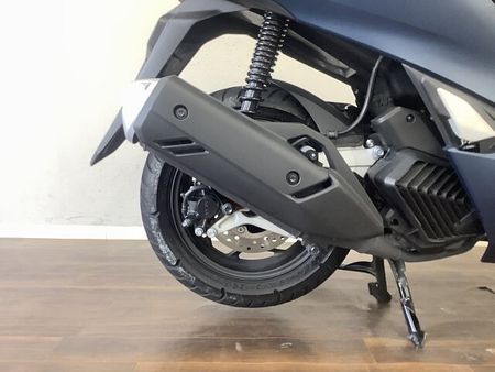 ホンダ PCX125 【マル得】PCX125 フロントABS・トラクションコントロールなど機能面も充実させたJK 25