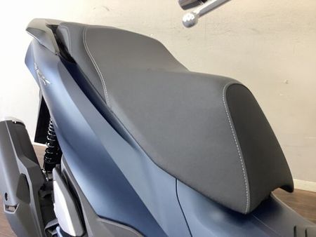 ホンダ PCX125 【マル得】PCX125 フロントABS・トラクションコントロールなど機能面も充実させたJK 30
