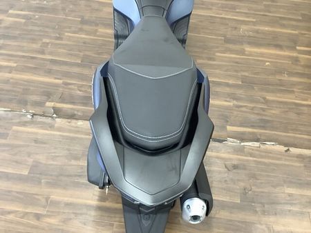 ホンダ PCX125 【マル得】PCX125 フロントABS・トラクションコントロールなど機能面も充実させたJK 6