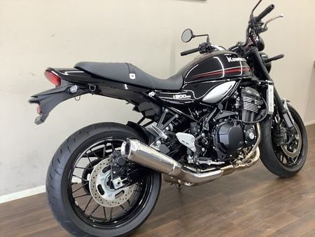 カワサキ Z900RS Z900RS ブラックアウトされた車体にモノストライプがアクセントな2024年モデル!ワン 23