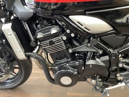カワサキ Z900RS Z900RS ブラックアウトされた車体にモノストライプがアクセントな2024年モデル!ワン 32