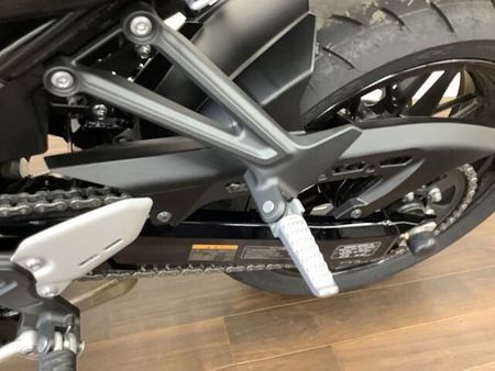 カワサキ Z900RS Z900RS ブラックアウトされた車体にモノストライプがアクセントな2024年モデル!ワン 36