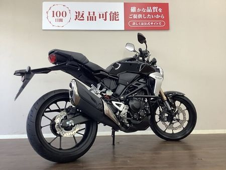 ホンダ CB250R CB250R トラディショナルなデザインながらフルデジタルメーター等機能面も充実!軽く瞬発 4