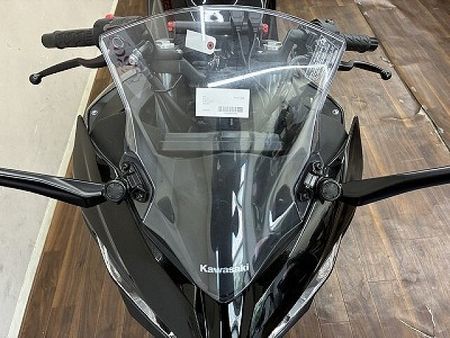 カワサキ ニンジャ 400 ニンジャ400 比較的大きなタンクとシャープな走りで街乗り・ツーリング共に活躍するミドルク 18